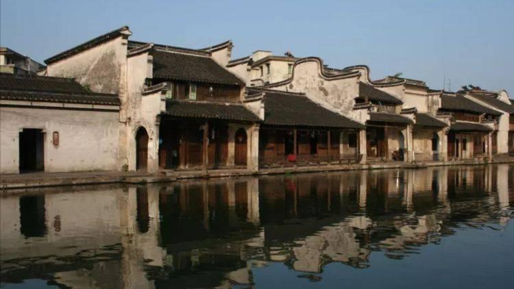 猪肠子上有好多气泡，是咋么回事？